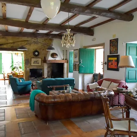 فندق Casa Do Torno 2*